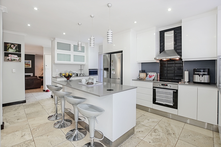 4 Bedroom Property for Sale in Blouberg Rise Western Cape